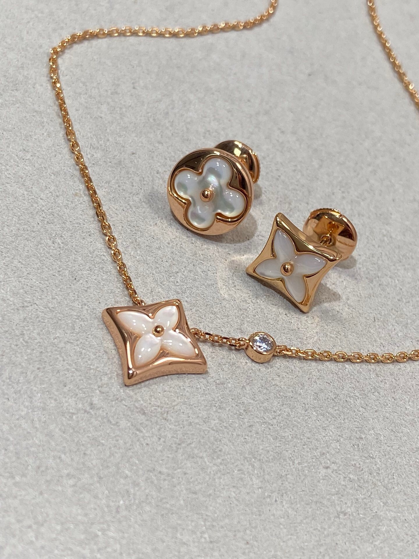 DIOR  accessories bracelet & necklace&earring 