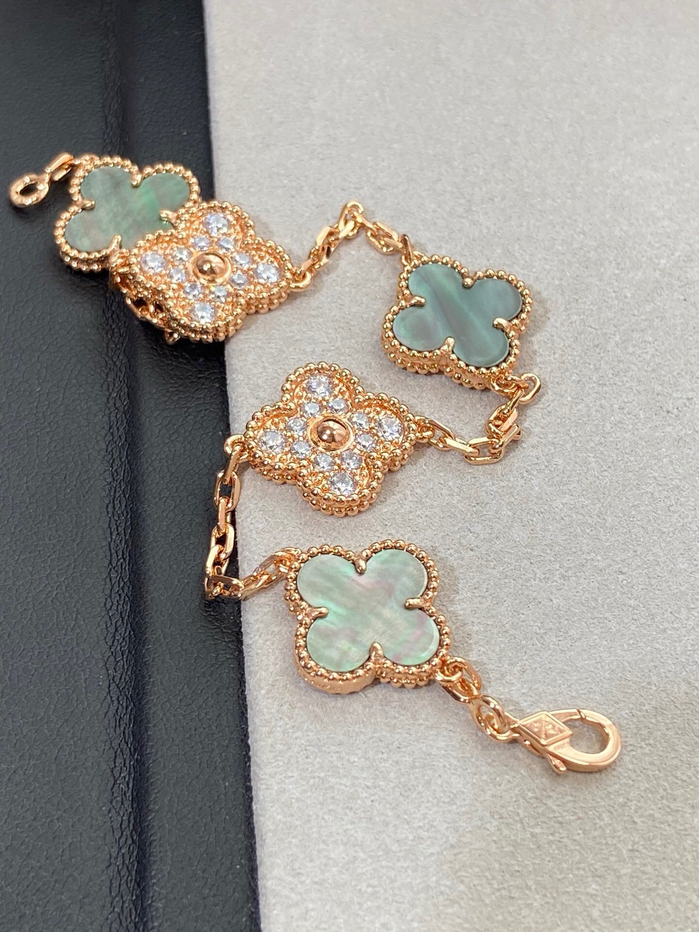 VCA  accessories bracelet & necklace