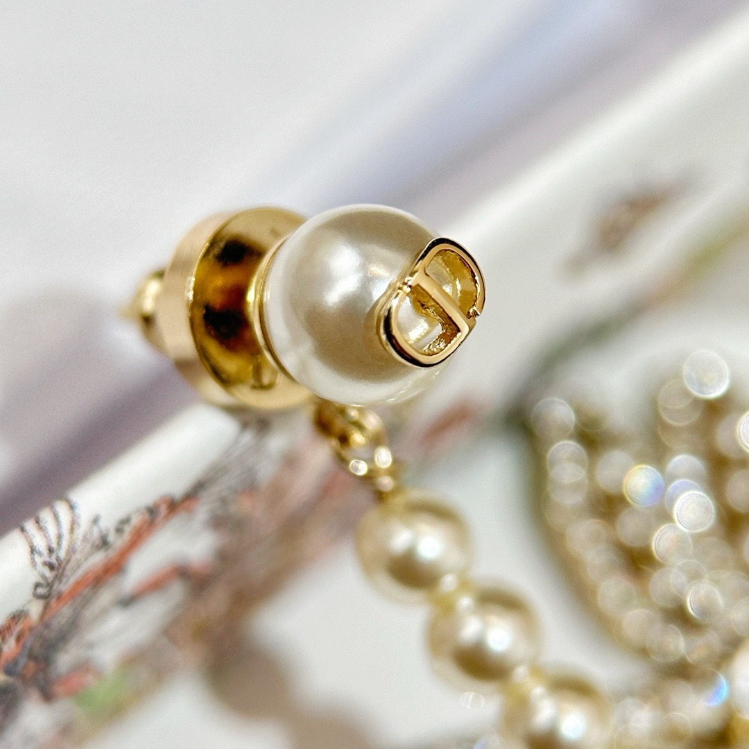 DIOR  accessories  earrings