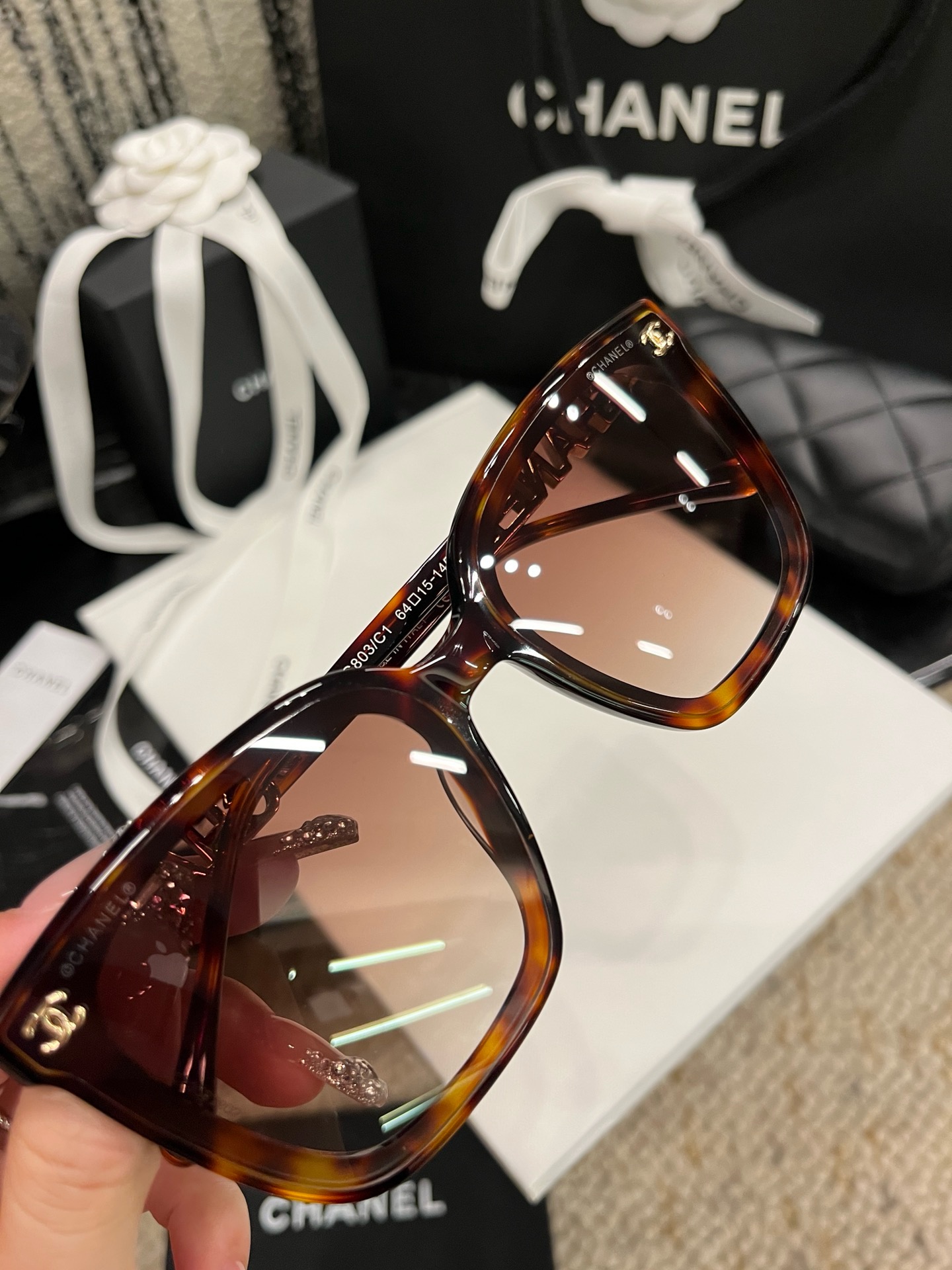 Chanel accessories  Sunglasses  
