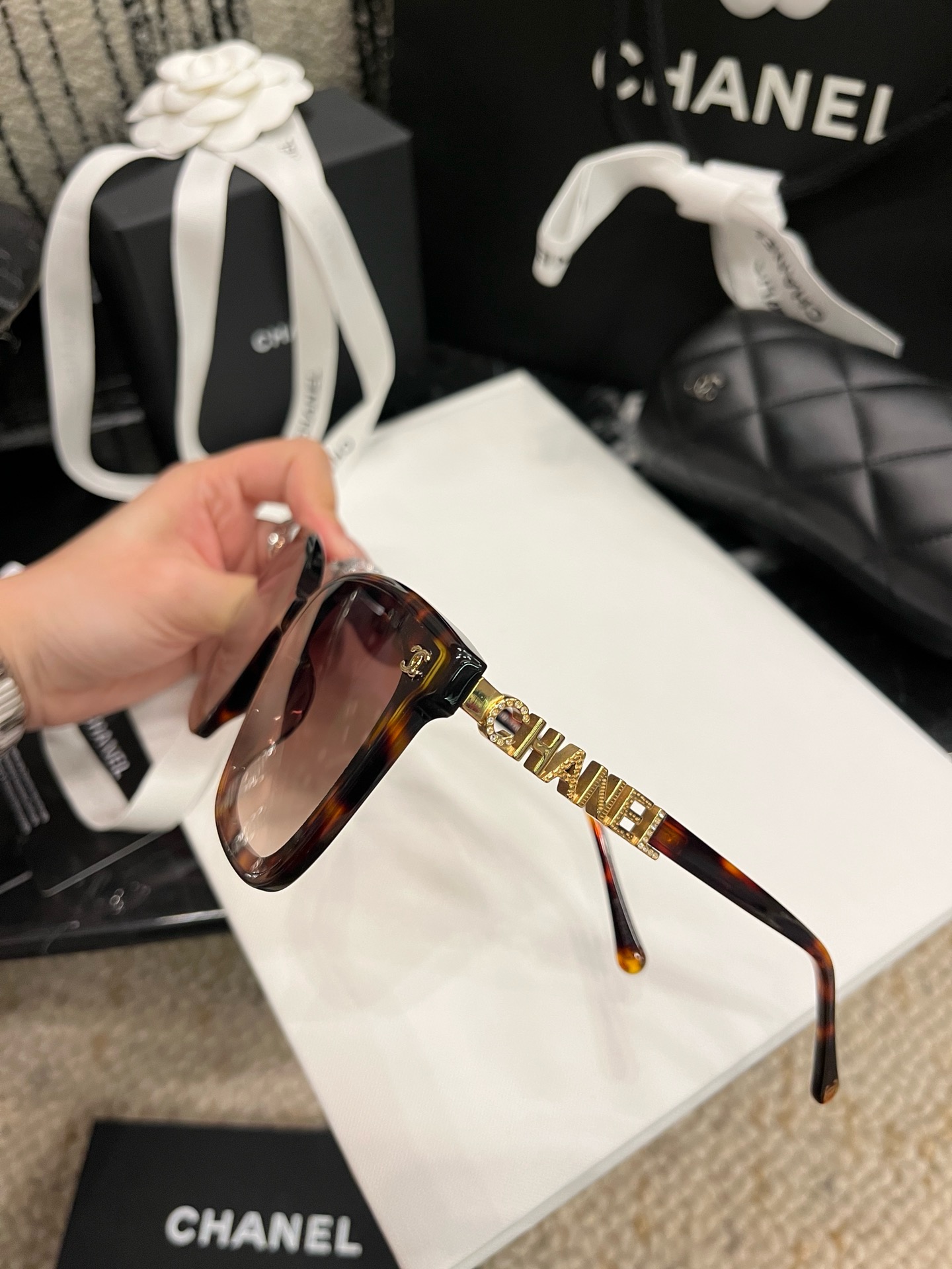 Chanel accessories  Sunglasses  
