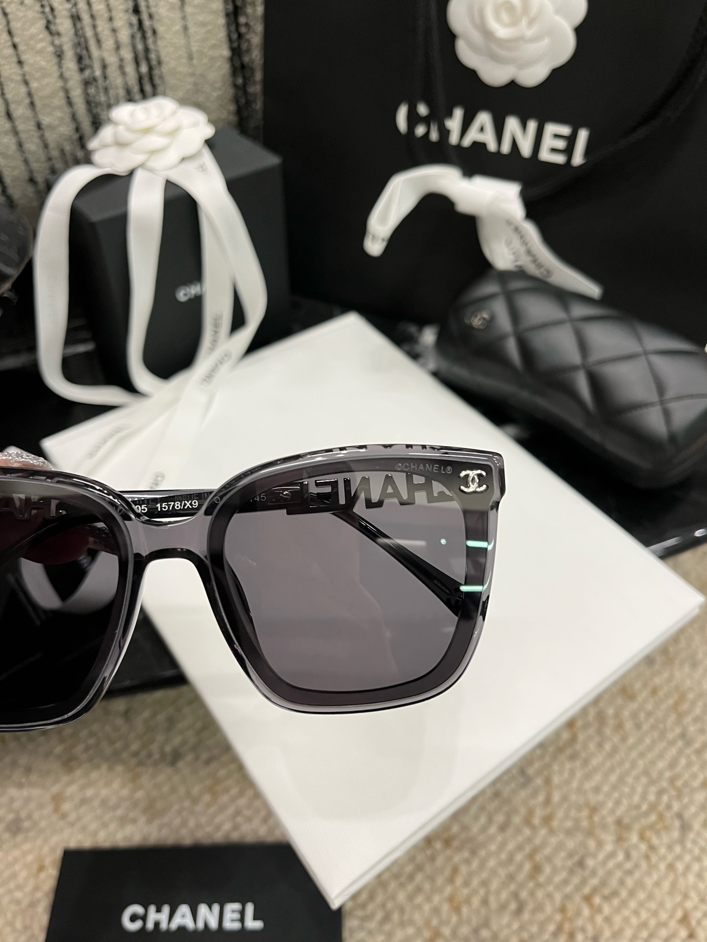 Chanel accessories  Sunglasses  