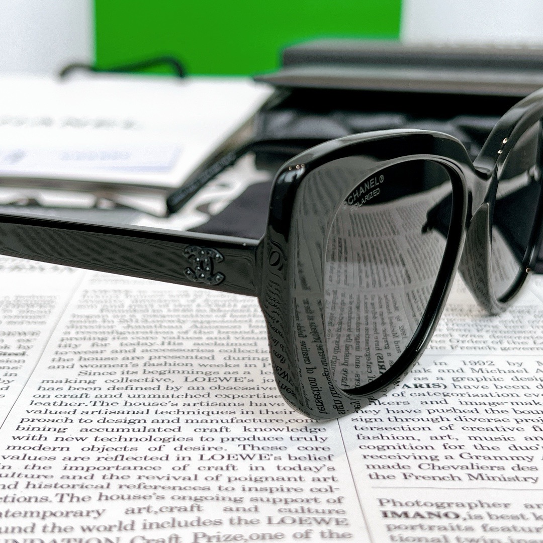Chanel accessories  Sunglasses  ch5422b