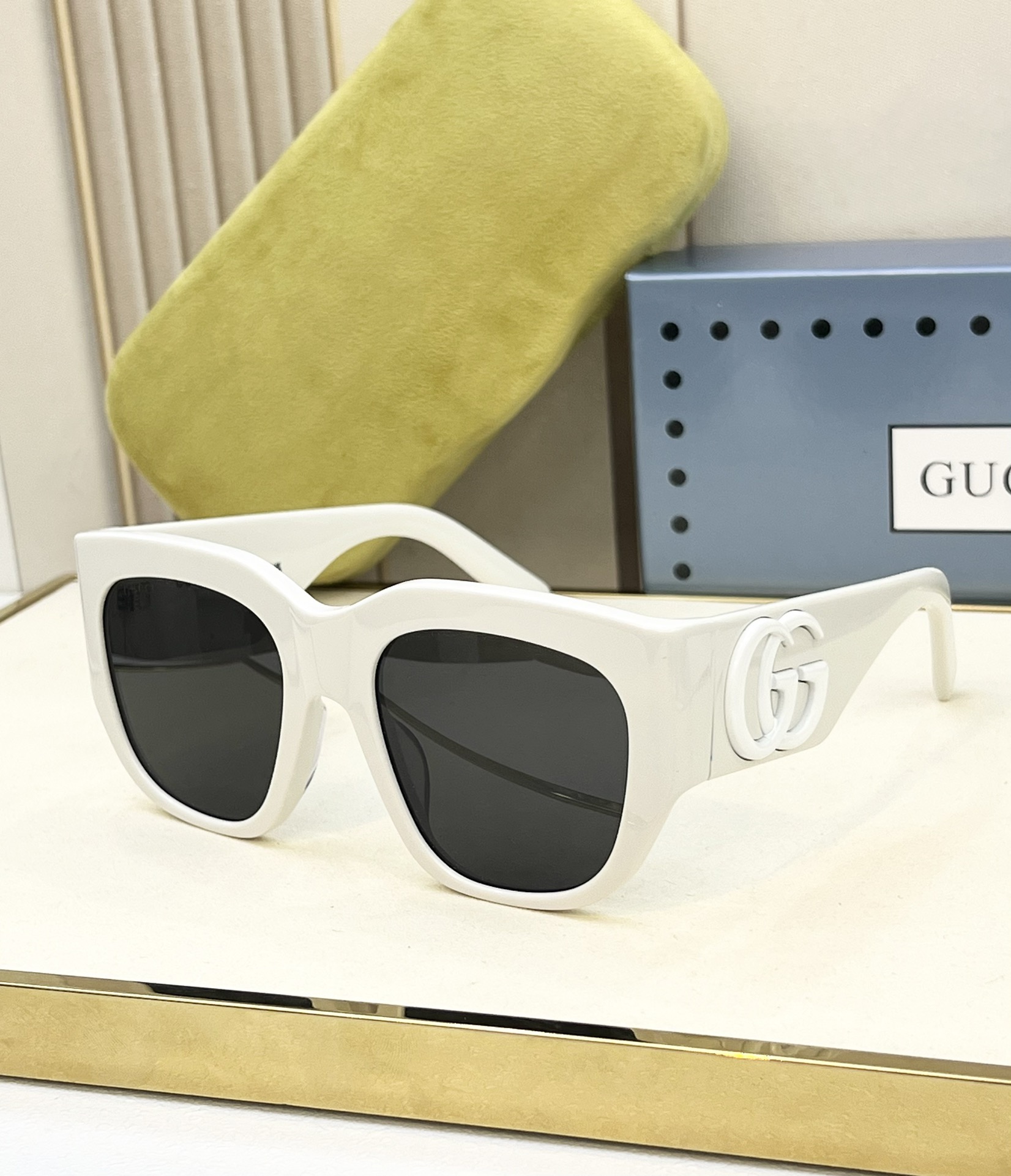 GUCCI accessories  Sunglasses  gg1545s