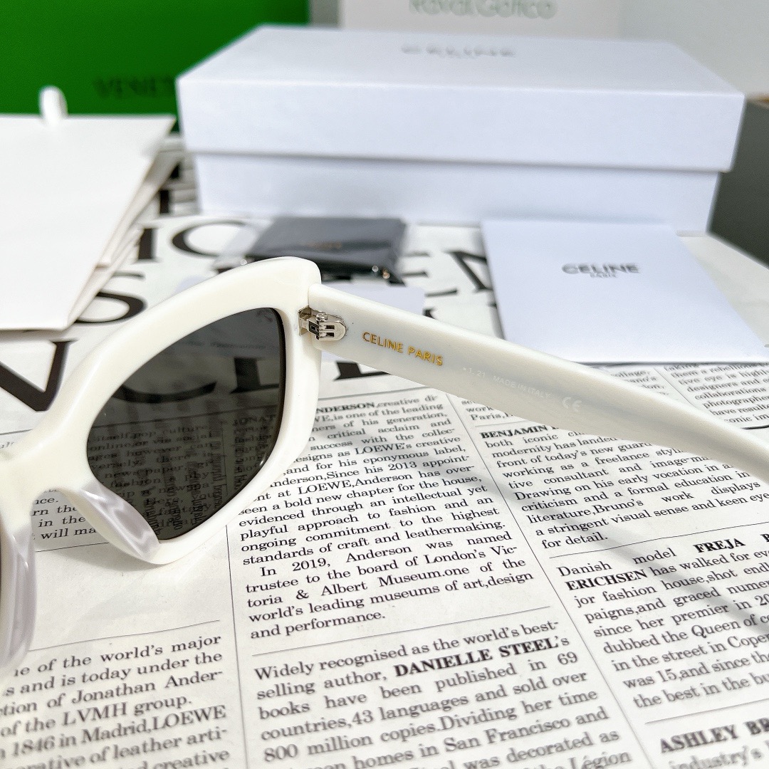 Celine accessories  Sunglasses  ( 4 colors)  cl4s216