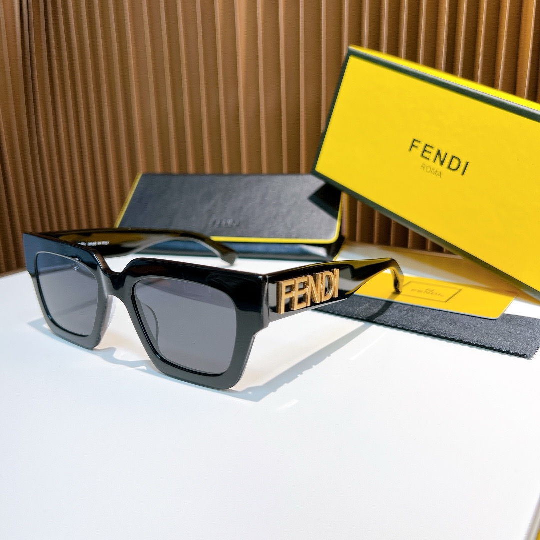Fendi accessories  Sunglasses  