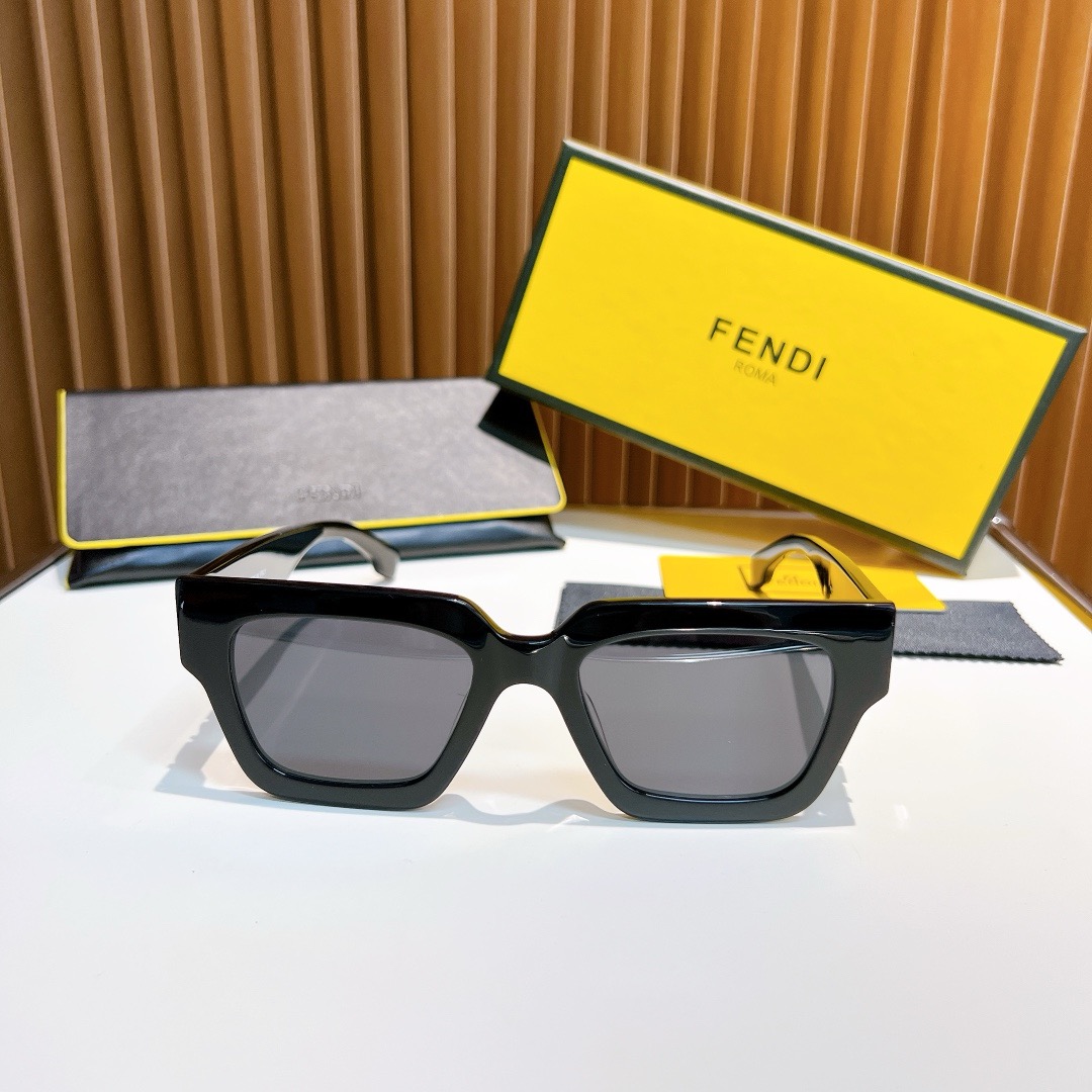 Fendi accessories  Sunglasses  