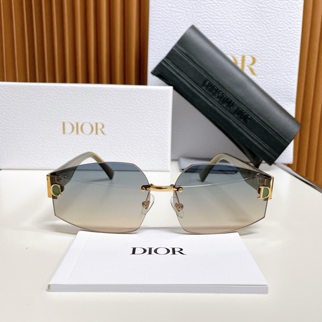DIOR accessories  Sunglasses cd8028