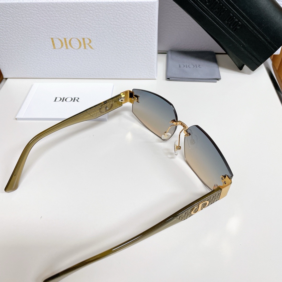 DIOR accessories  Sunglasses cd8028