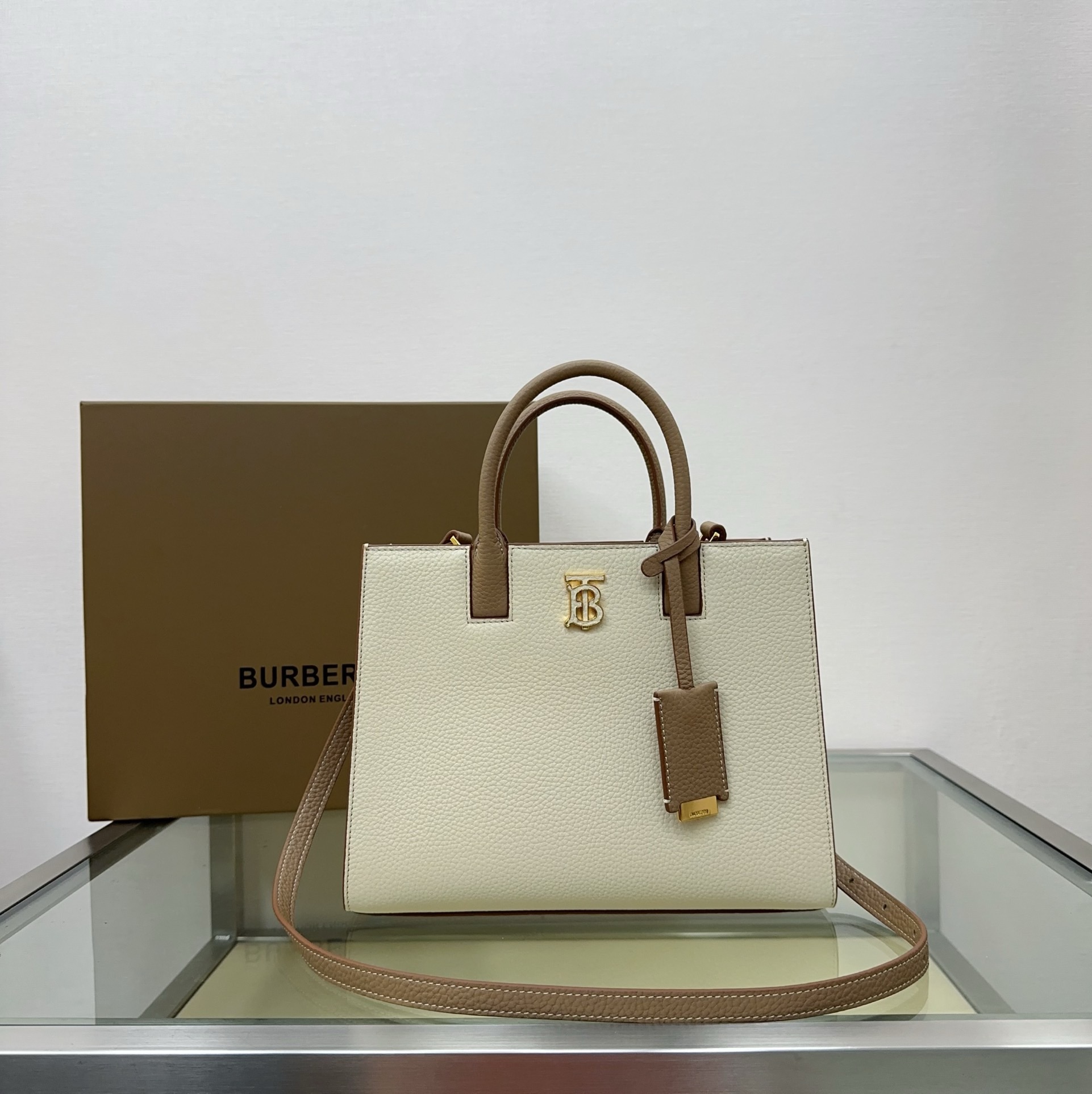 Burberry  Mini Frances Bag（4  colors）