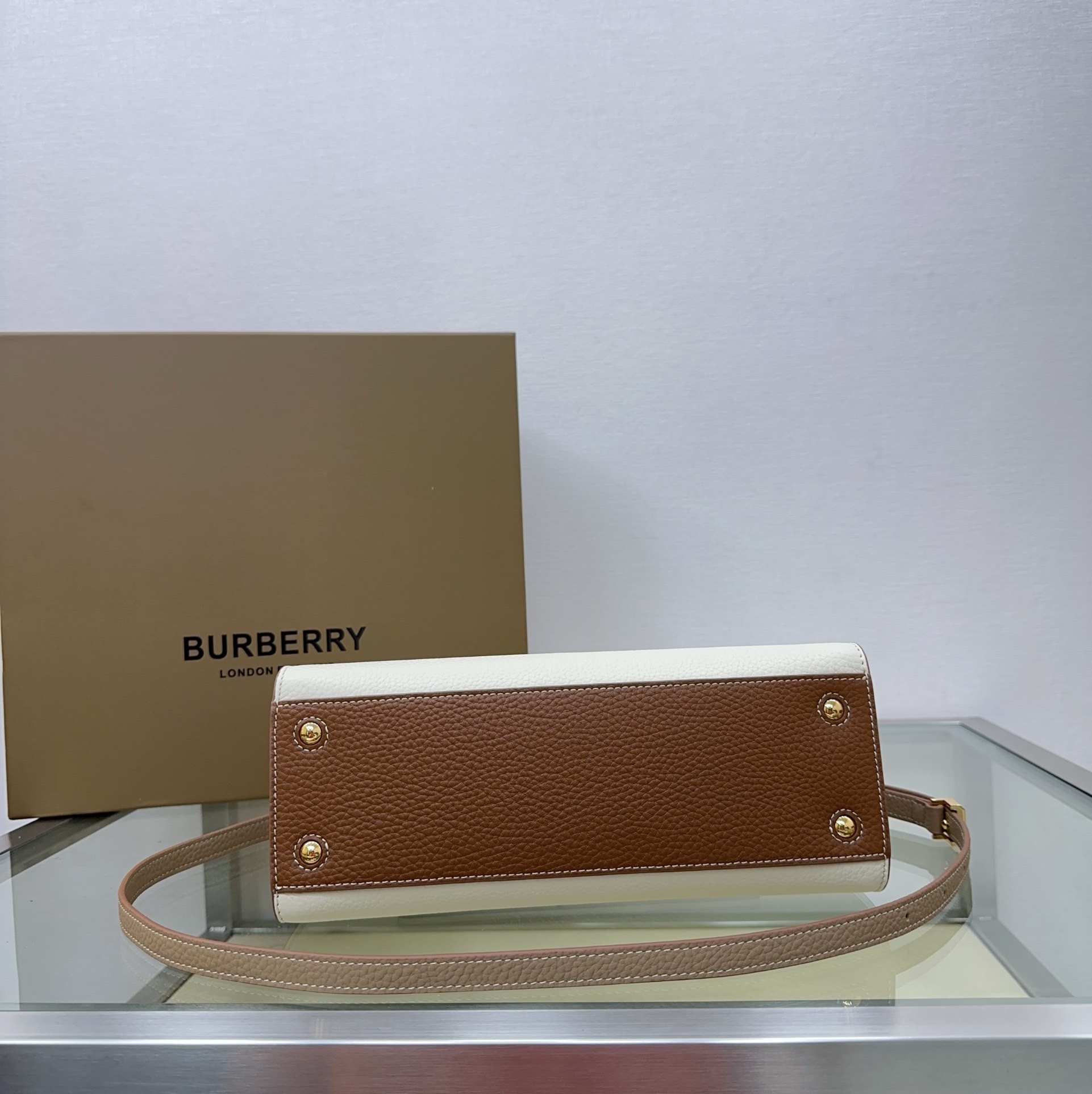Burberry  Mini Frances Bag（4  colors）