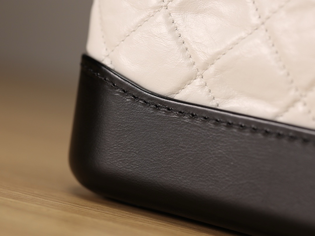 CHANEL  gabrielle hobo small white/ black  (2 colors)