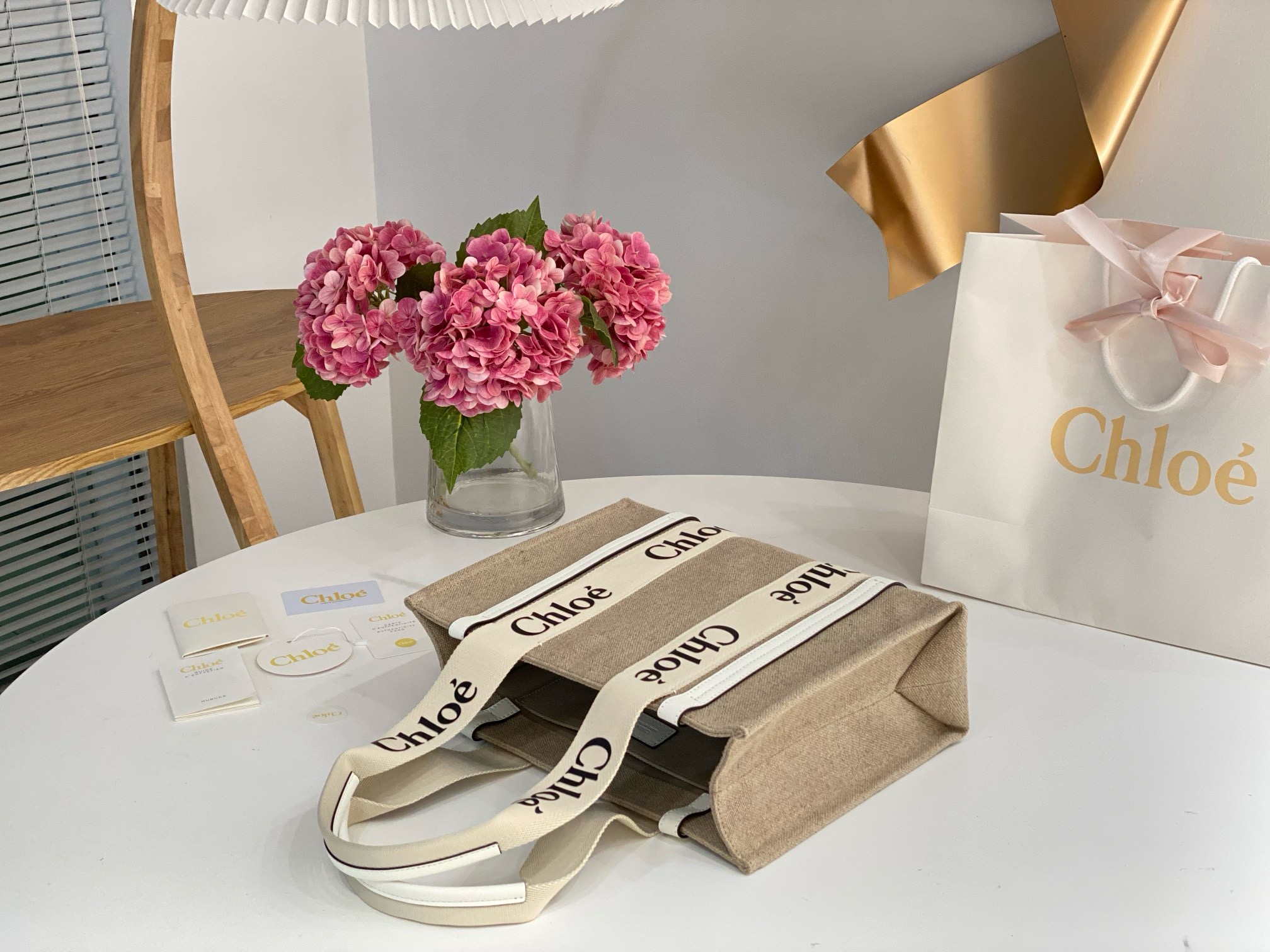 Chloe MEDIUM WOODY TOTE BAG Light Gold  (2 colors)