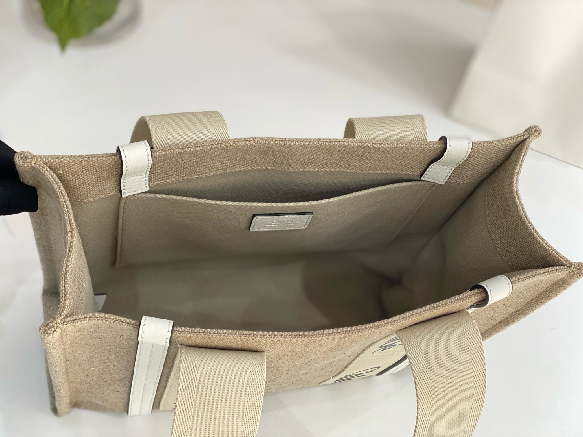 Chloe MEDIUM WOODY TOTE BAG Light Gold  (2 colors)