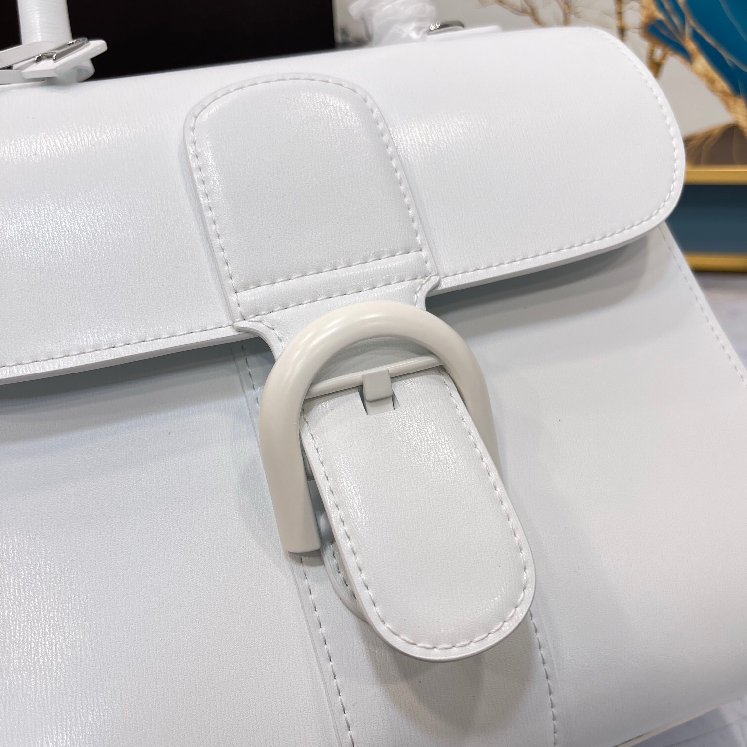 Delvaux  Brillant MM in Box Calf in  white 