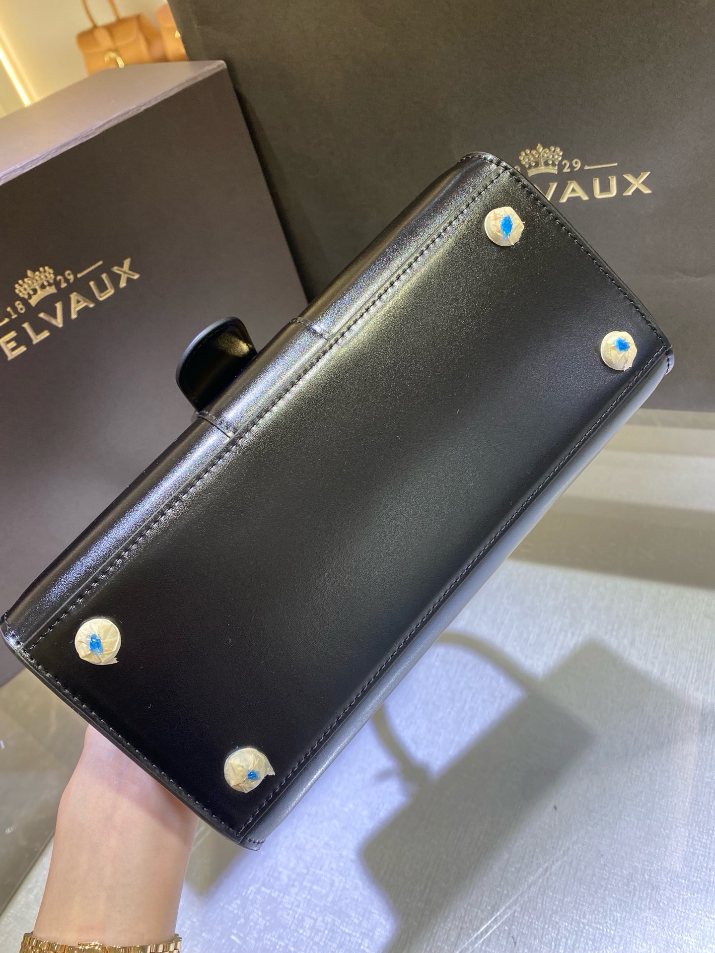 Delvaux  Brillant MM in Box Calf（black）