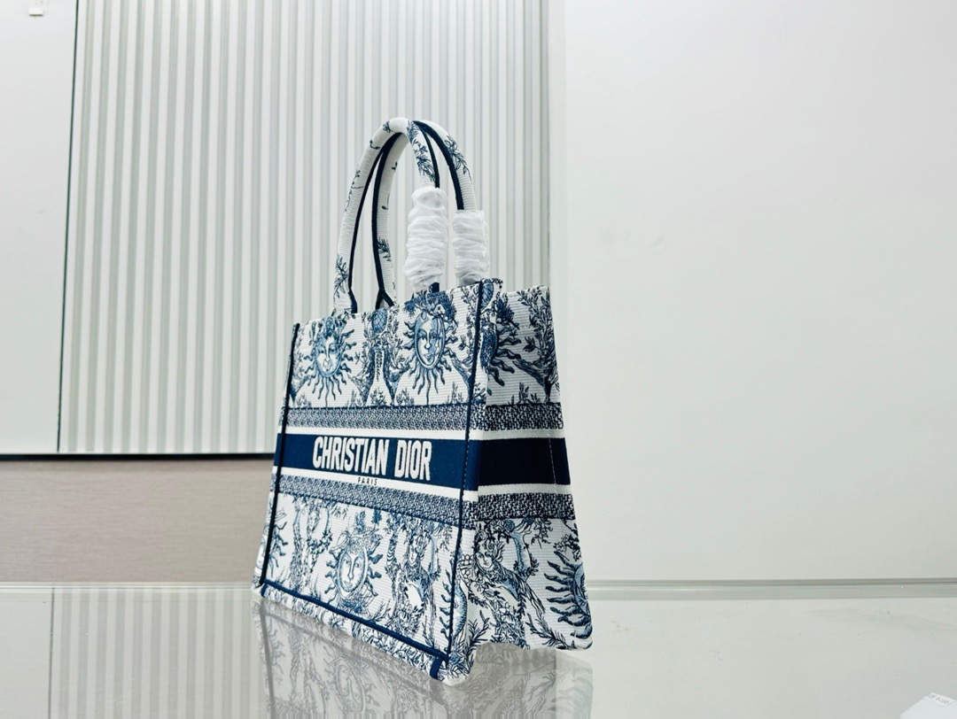 DIOR Canvas Embroidered Large Dioriviera Toile De Jouy Book Tote Beige 
