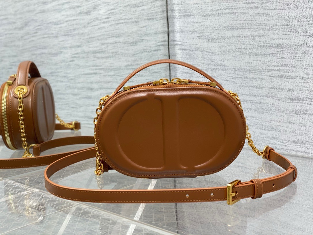 Dior  CD Signature Oval Camera Bag （4 colors）