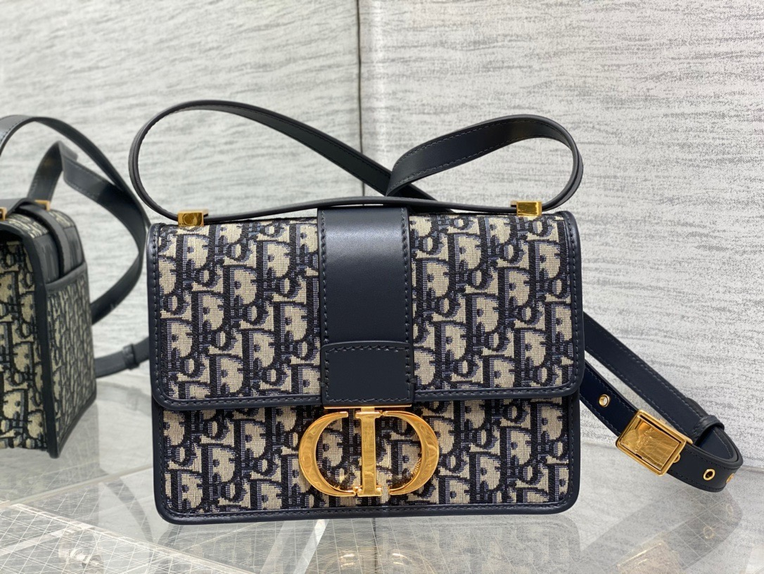 Dior Small 30 Montaigne Bag  Blue Dior Oblique Jacquard ( 2 colors)