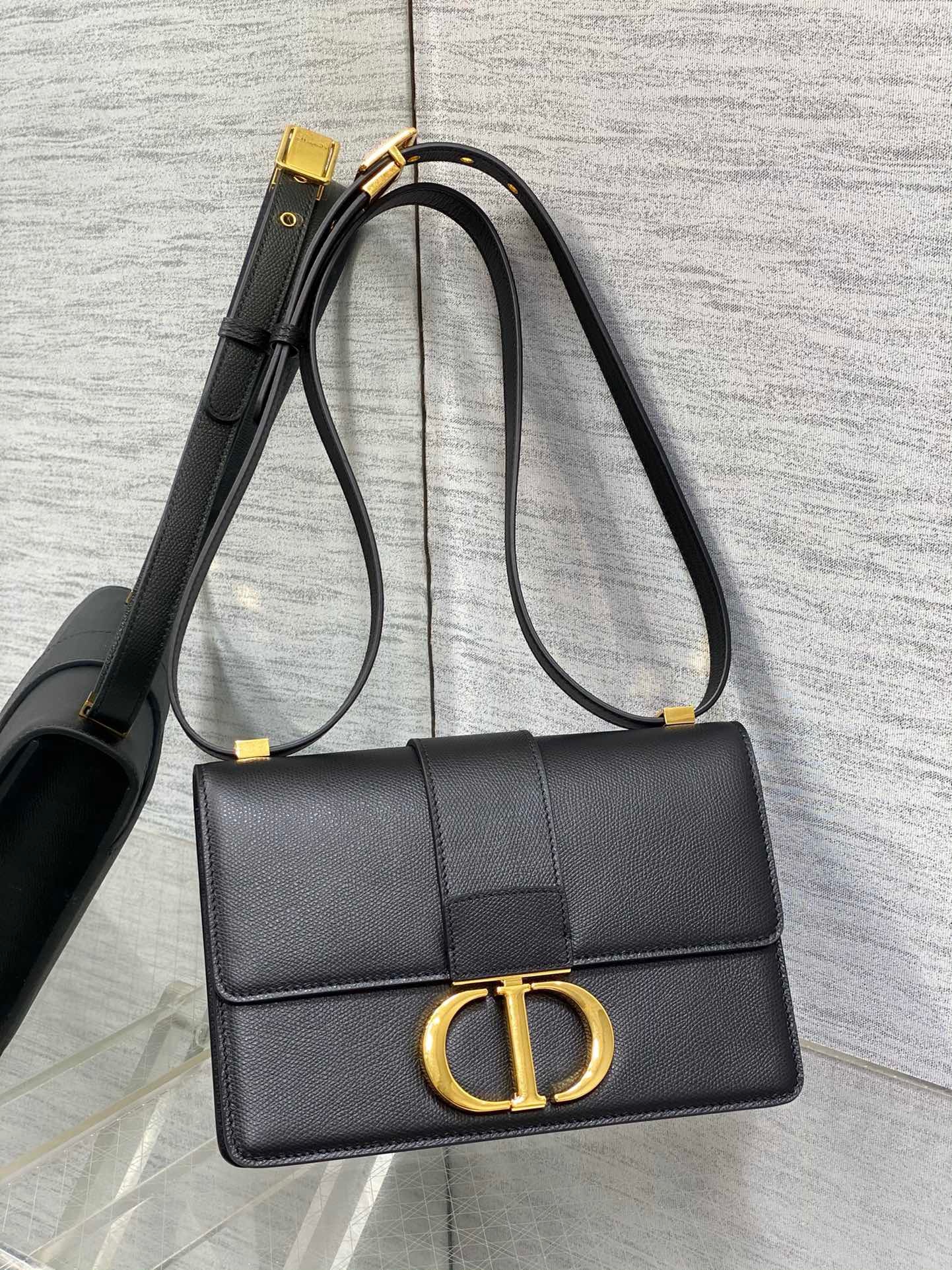 Dior Small 30 Montaigne Bag  Blue Dior Oblique Jacquard ( 2 colors)