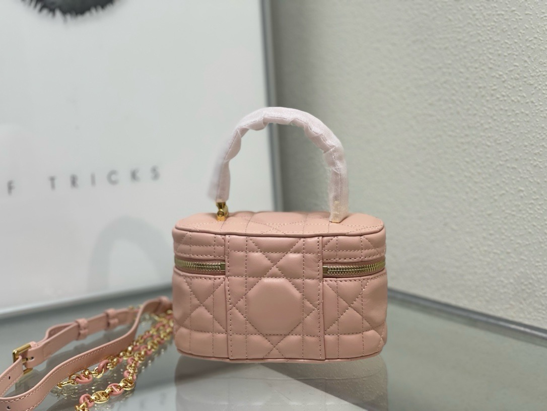 Dior Caro Mini Vanity CasePowder Pink Macrocannage Lambskin  ( 3 colors)