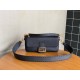 Fendi  Baguette  Selleria bag with 612 hand-sewn topstitches（4 colors）