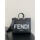 Fendi Sunshine Medium Shopper in natural straw（4 colors）