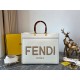 Fendi Sunshine Medium Shopper in natural straw（4 colors）