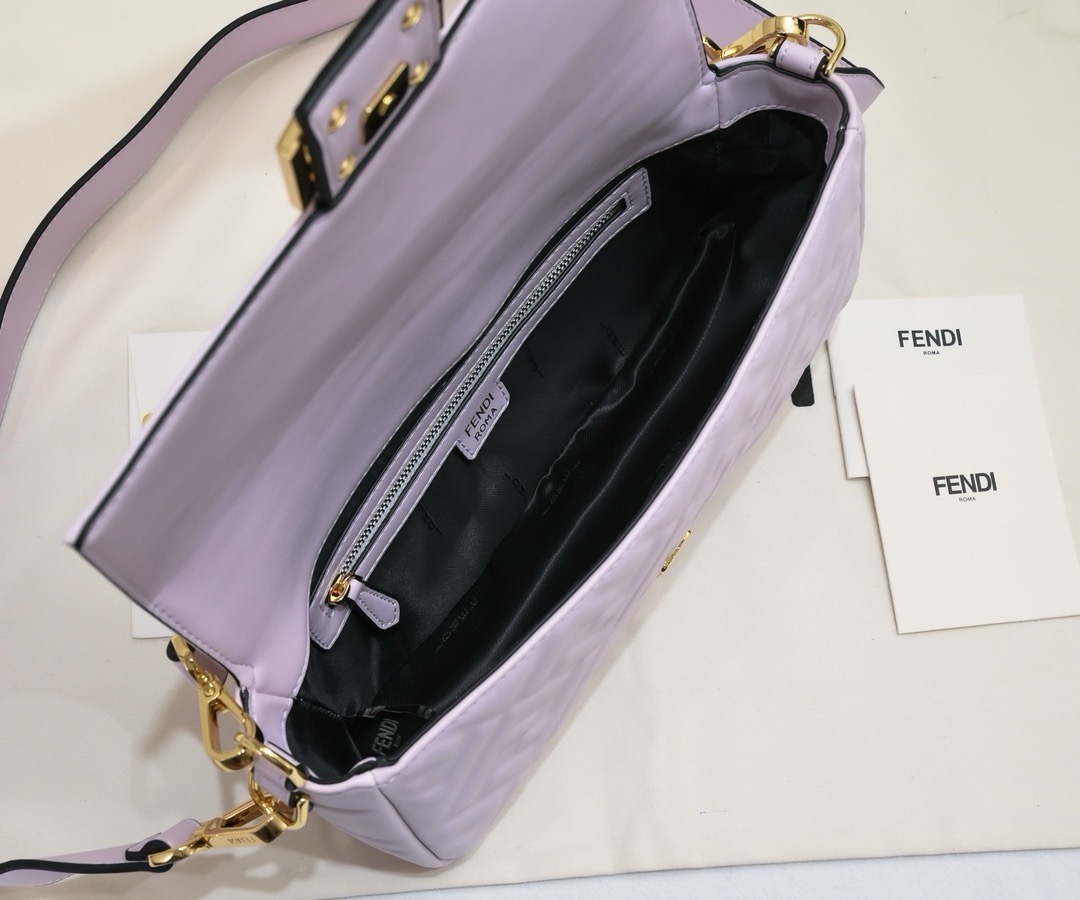 Fendi  Baguette  nappa leather bag（4 colors）