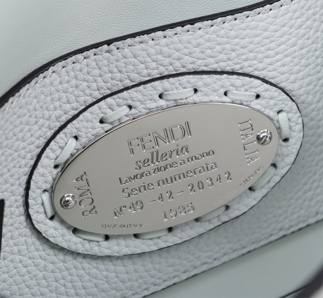 Fendi  Baguette Mini Light blue Selleria bag with 309 hand-sewn topstitches（4 colors）
