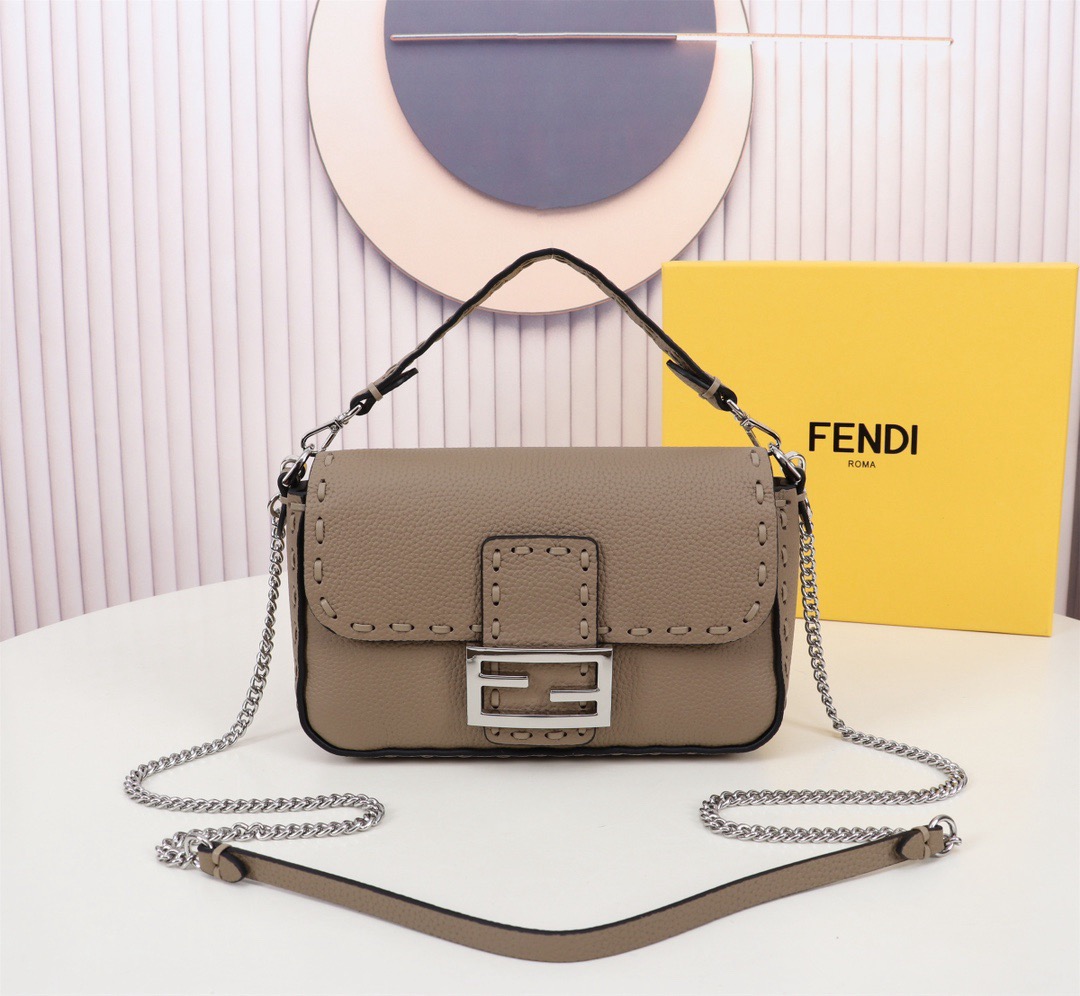 Fendi  Baguette Mini Light blue Selleria bag with 309 hand-sewn topstitches（4 colors）