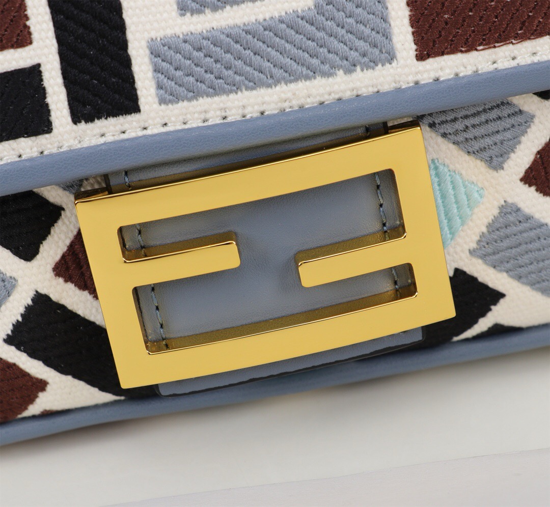 Fendi Baguette Mini Multicolor canvas bag with FF embroidery（2 colors）