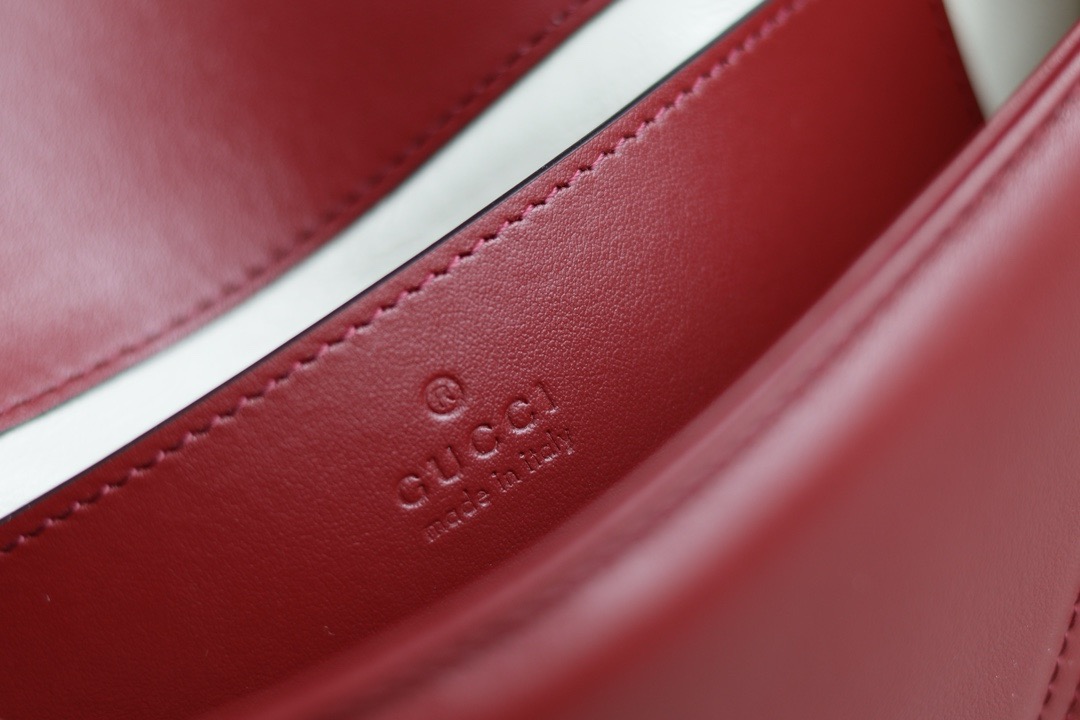 GUCCI GG MARMONT MINI SHOULDER BAG Gucci Rosso Ancora
