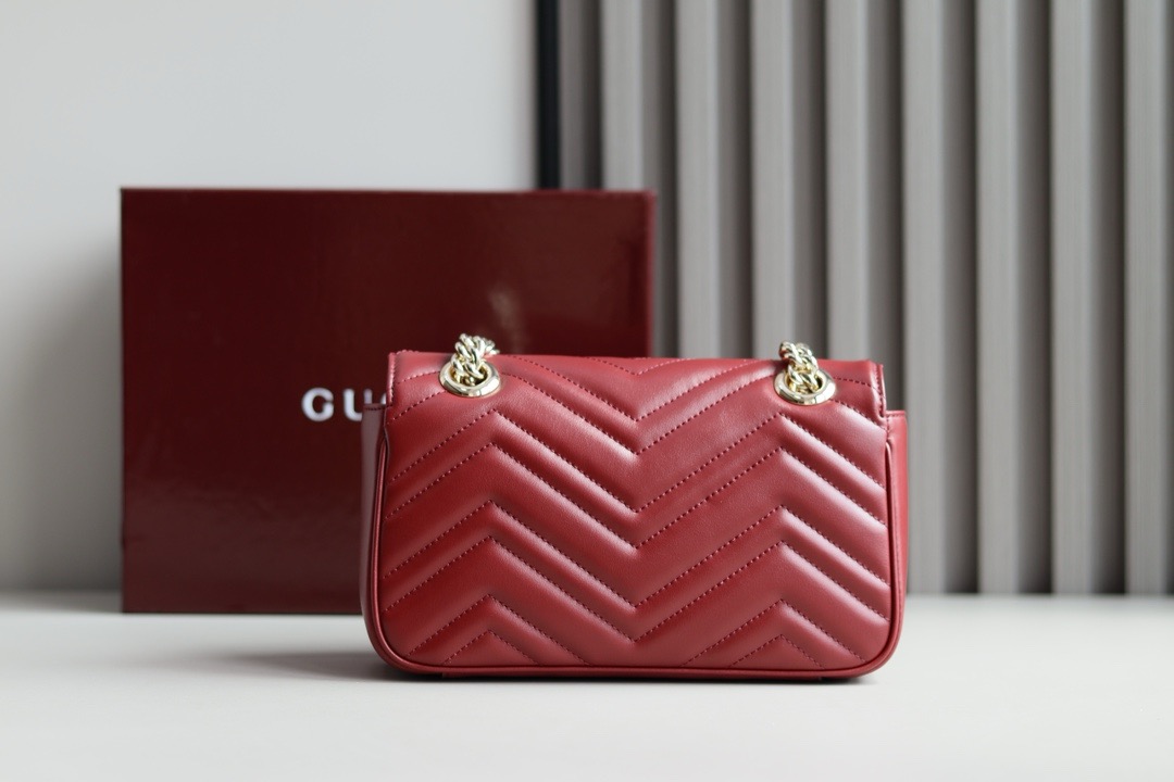 GUCCI GG MARMONT MINI SHOULDER BAG Gucci Rosso Ancora