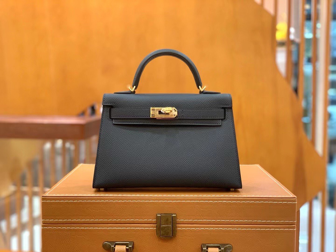 Hermès Kelly Sellier 20  Epsom Gold Hardware
