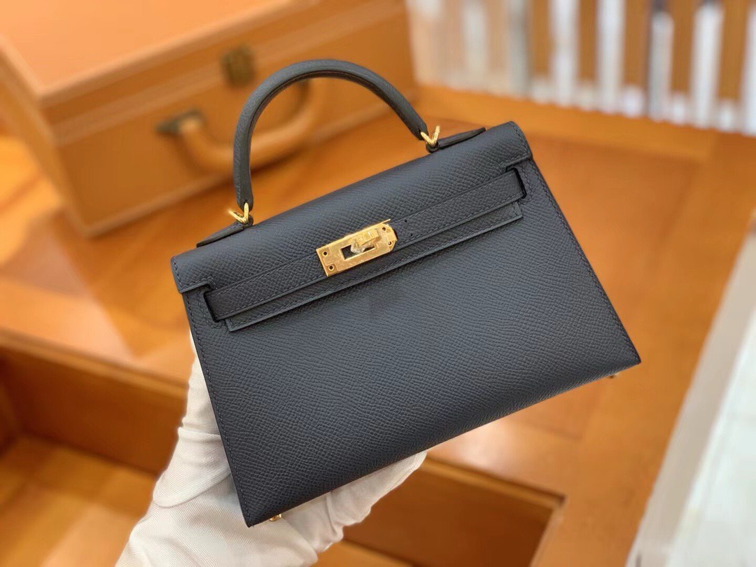 Hermès Kelly Sellier 20  Epsom Gold Hardware