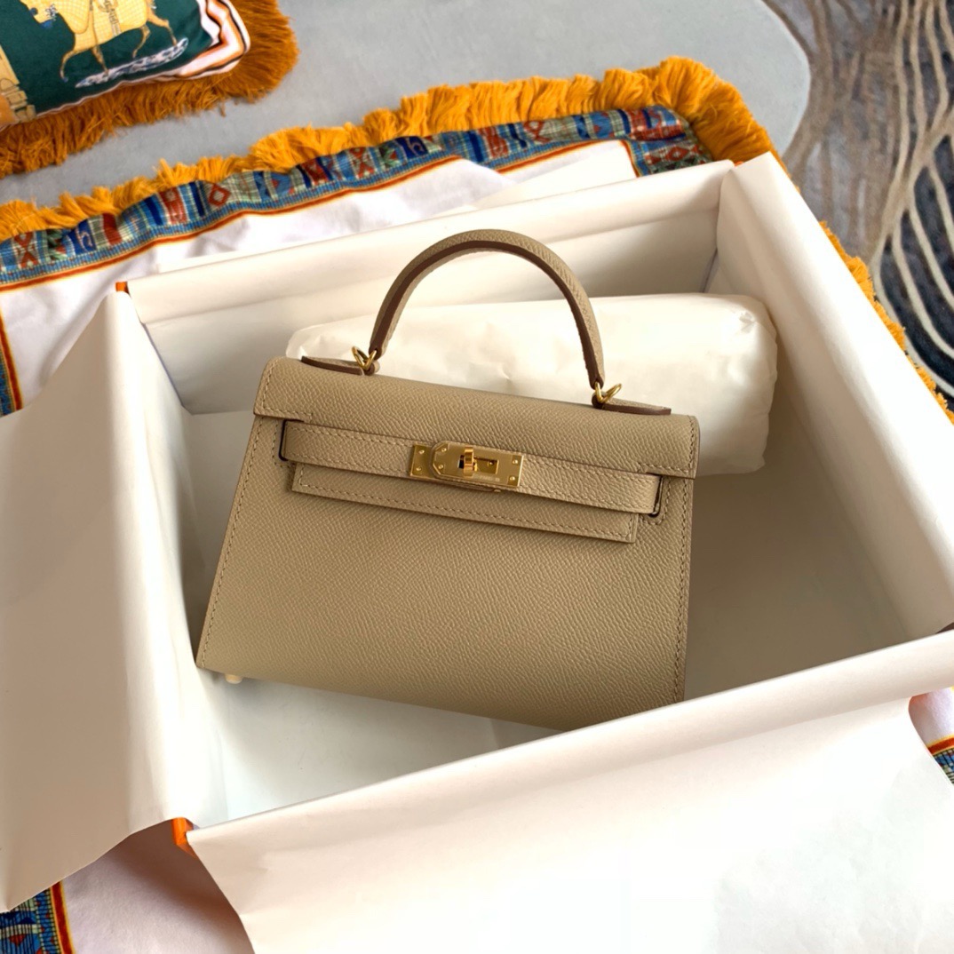 Hermès Kelly Sellier 20  Epsom Gold Hardware