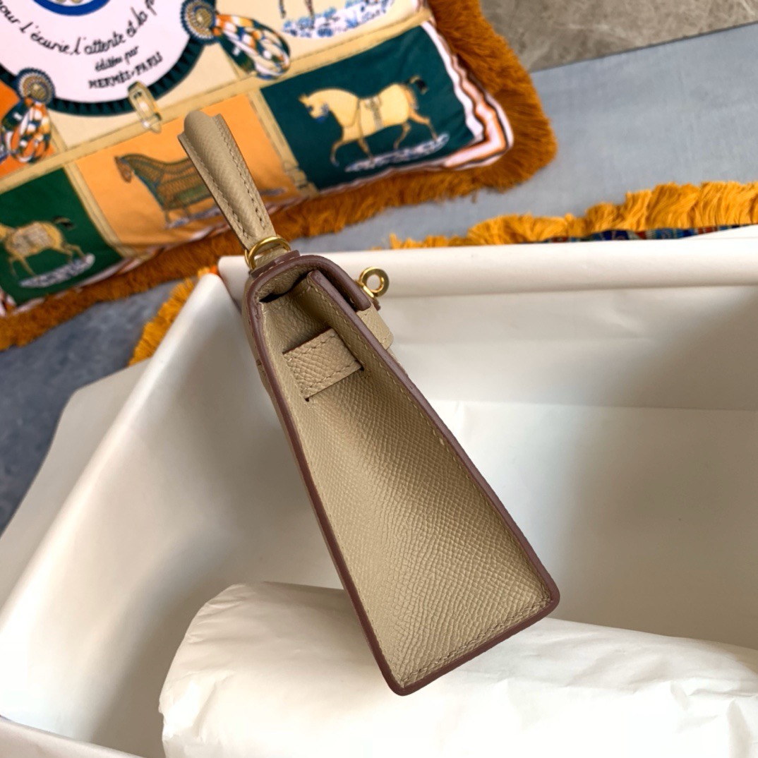 Hermès Kelly Sellier 20  Epsom Gold Hardware