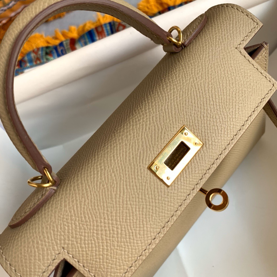 Hermès Kelly Sellier 20  Epsom Gold Hardware