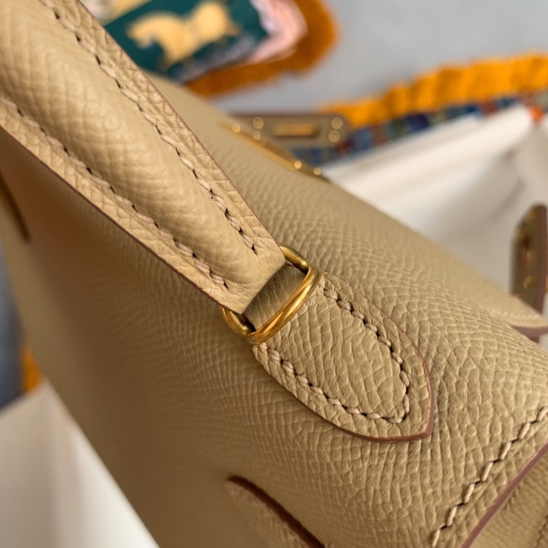 Hermès Kelly Sellier 20  Epsom Gold Hardware