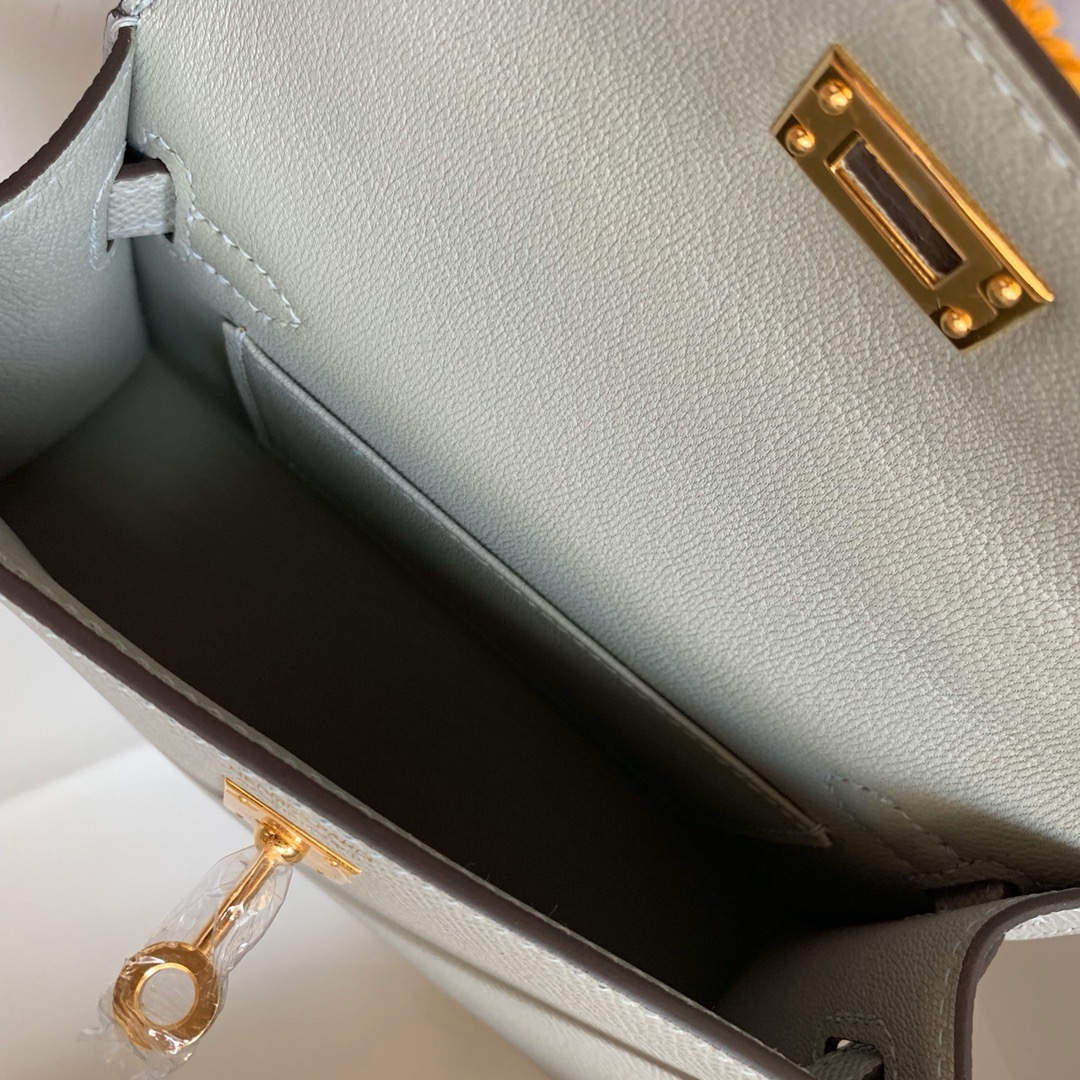 Hermès Kelly Sellier 20  Epsom Gold Hardware