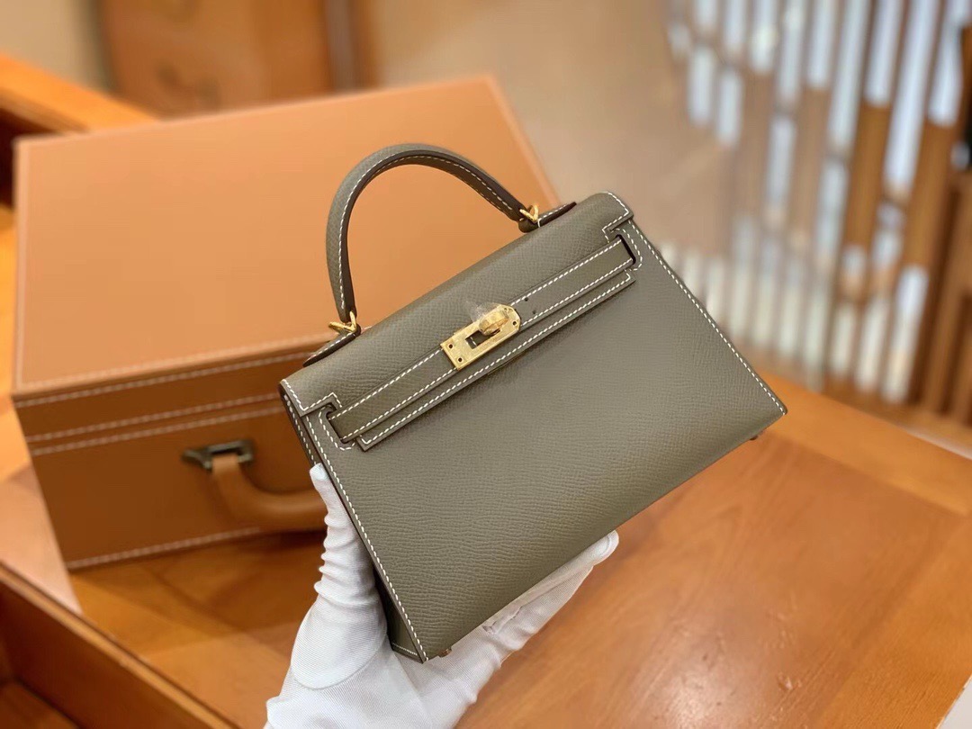 Hermès Kelly Sellier 20  Epsom Gold Hardware
