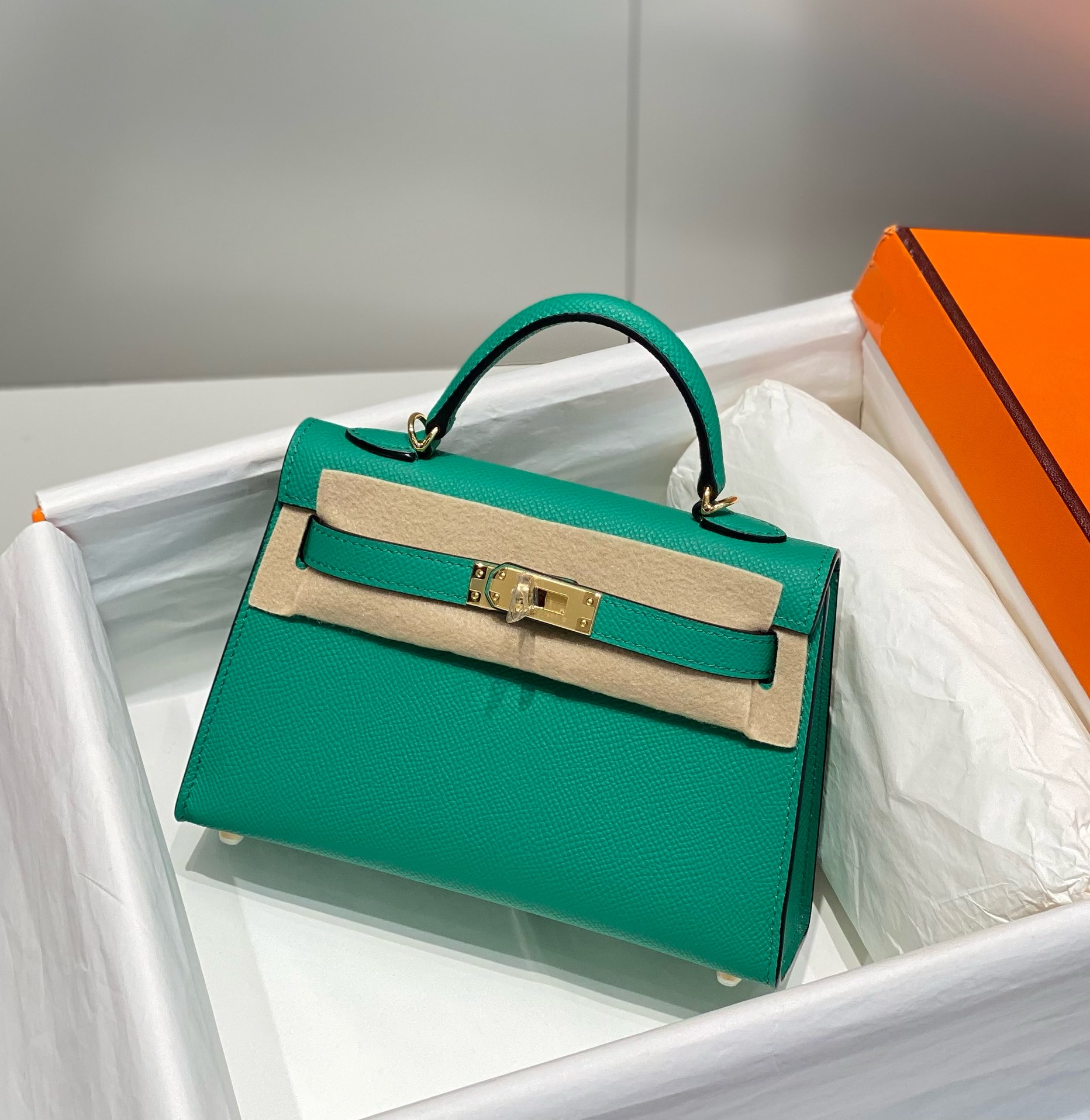 Hermès Kelly Sellier 20  Epsom Gold Hardware