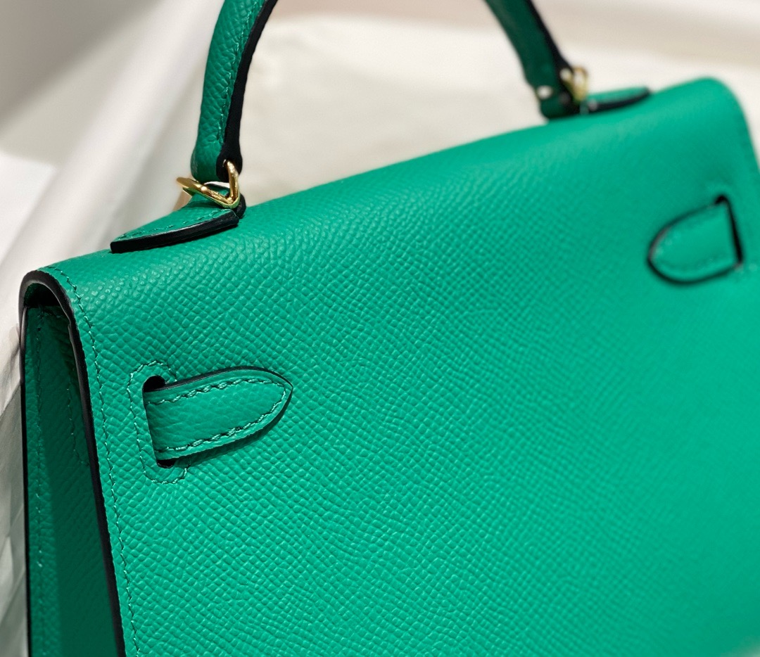 Hermès Kelly Sellier 20  Epsom Gold Hardware