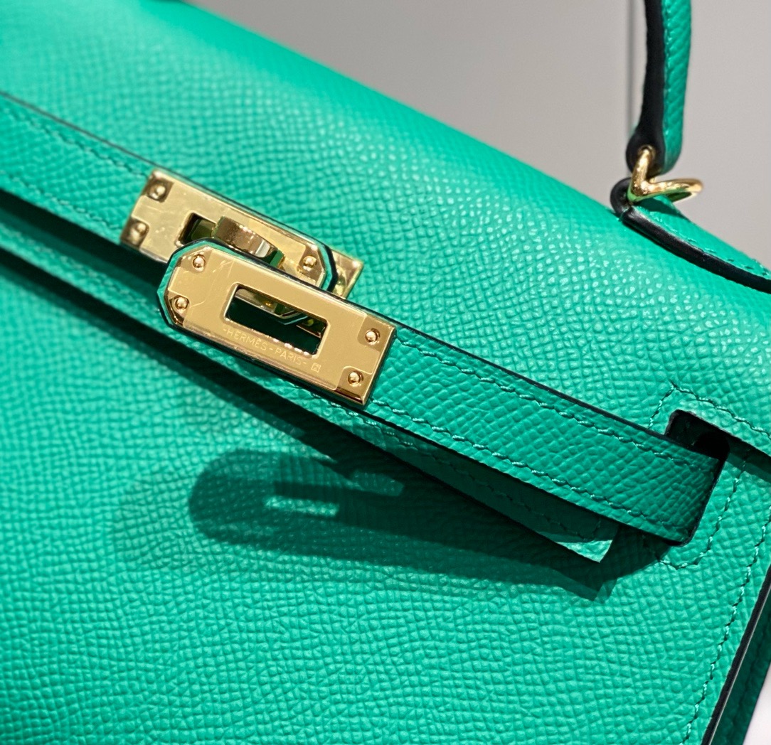 Hermès Kelly Sellier 20  Epsom Gold Hardware