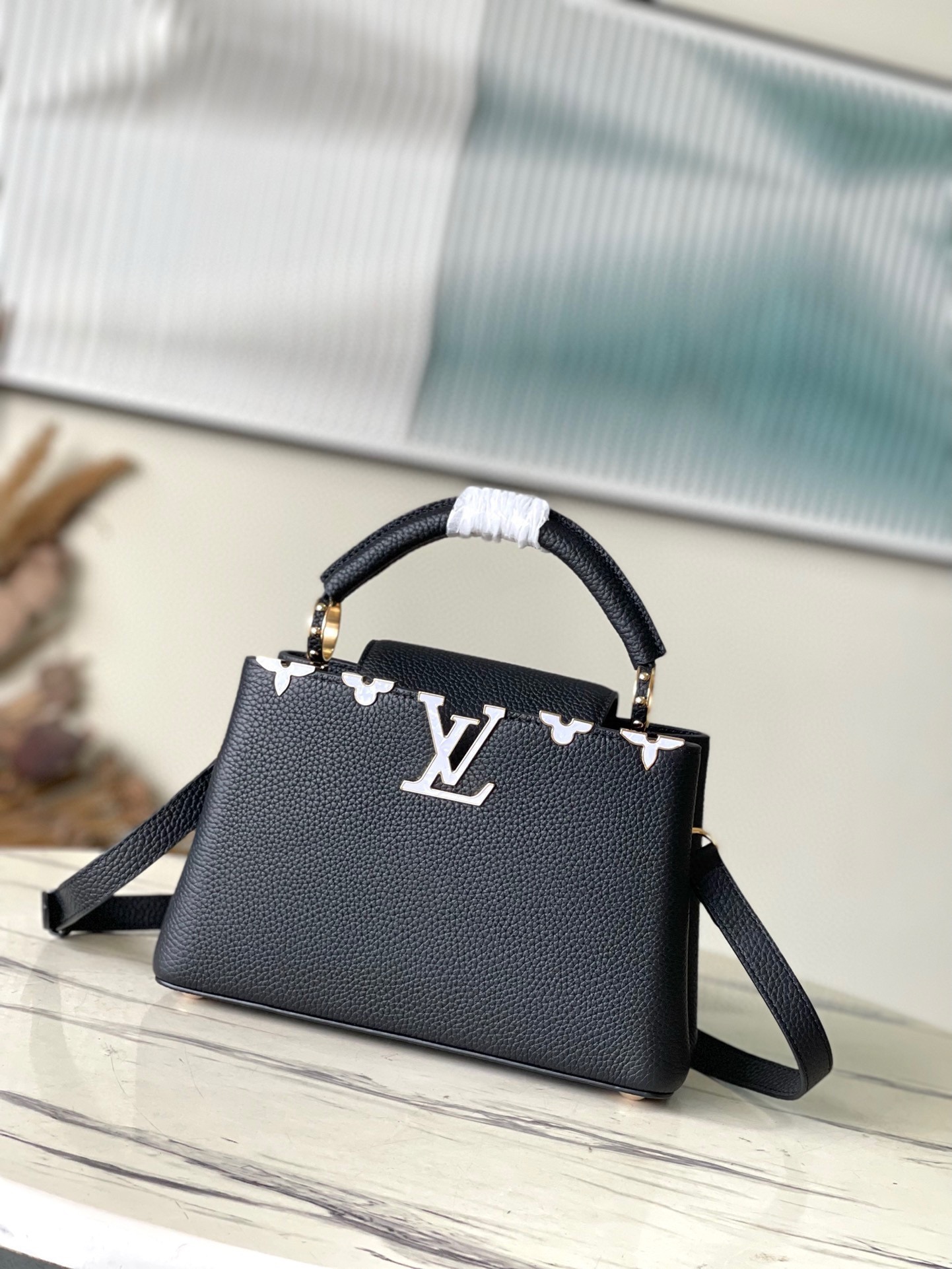 LOUIS VUITTON  LV Capucines BB  ( 2colors )