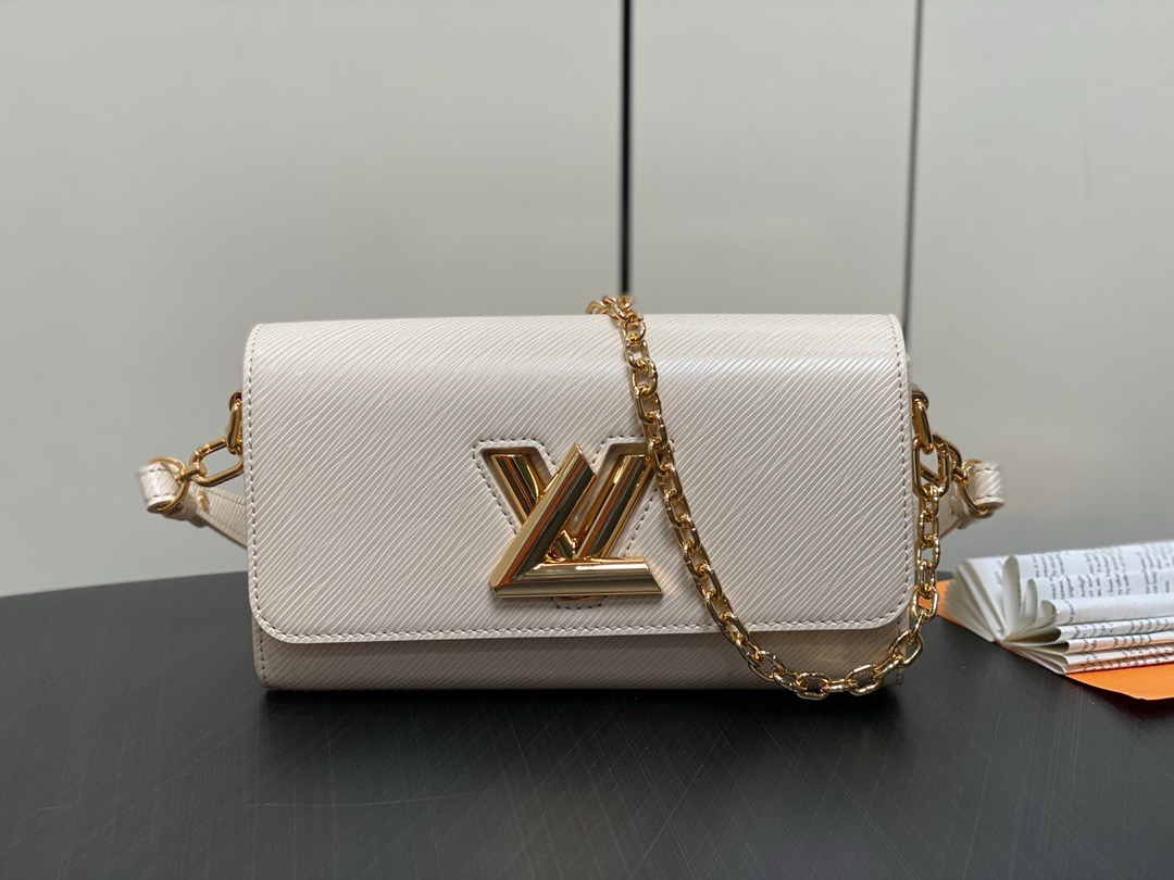 LOUIS VUITTON LV  Twist West  ( 4 colors ) 