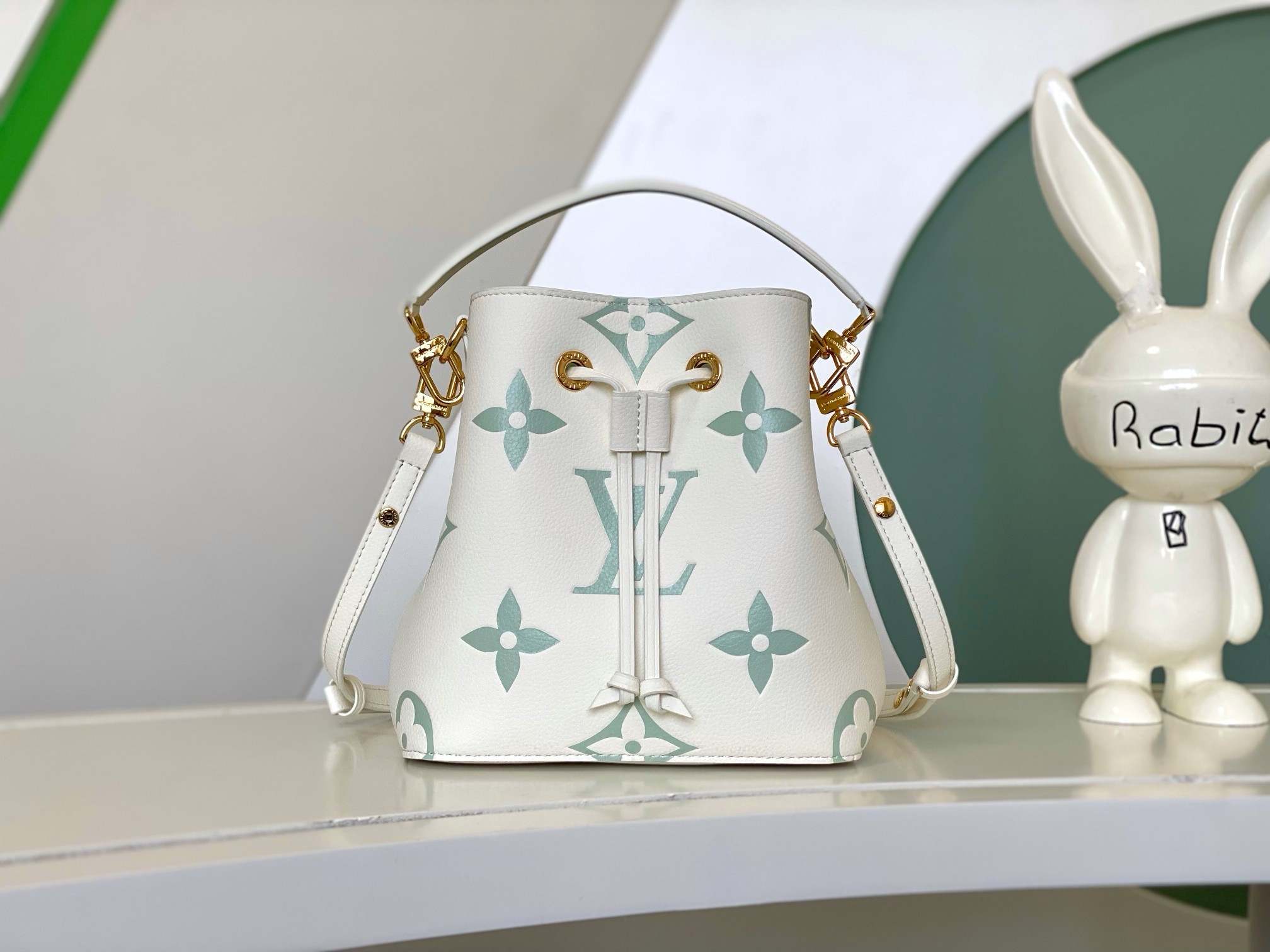 LOUIS VUITTON LV Néonoé BB  ( 4 colors ) 