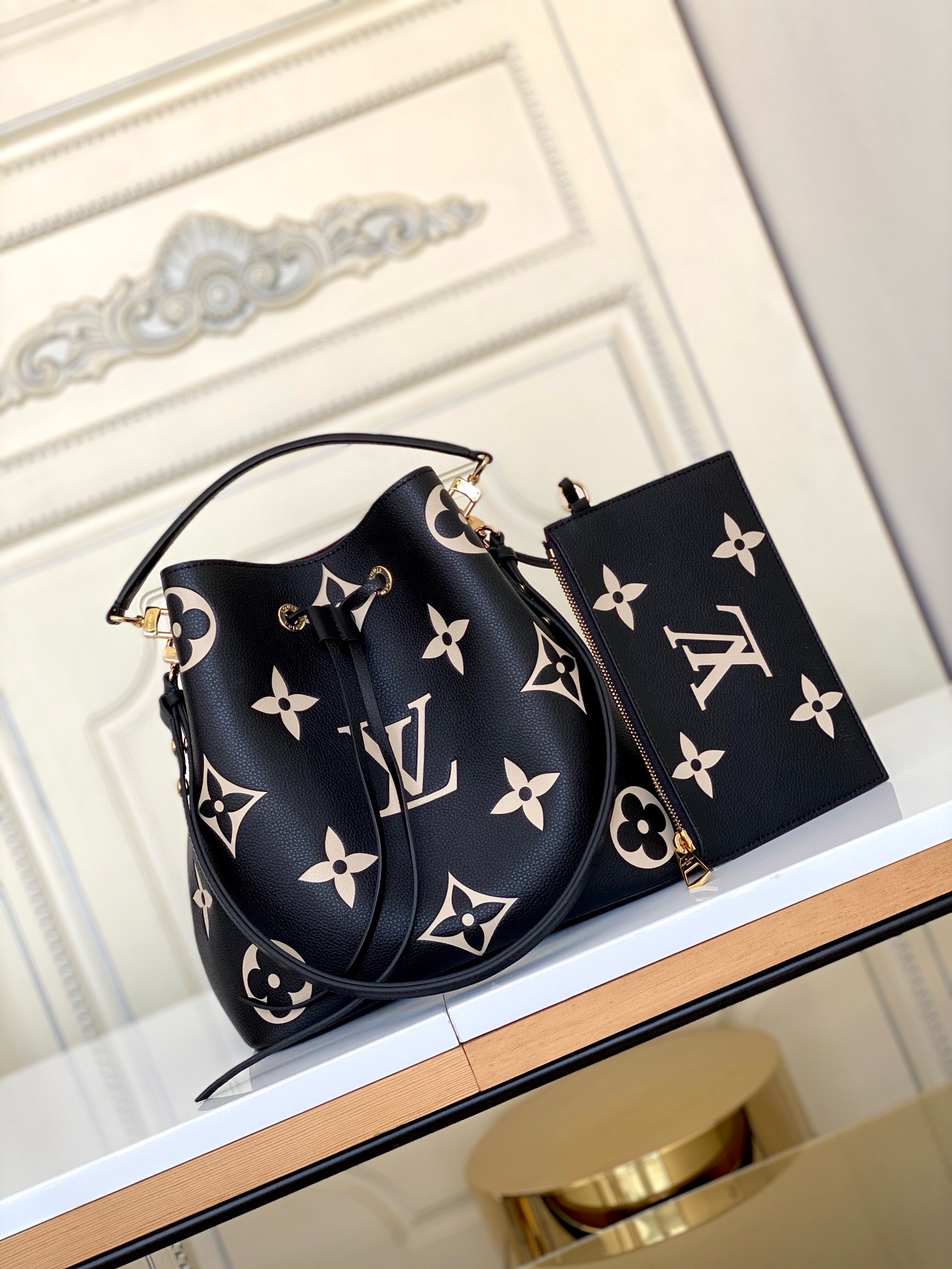 LOUIS VUITTON LV Néonoé BB  ( 4 colors ) 