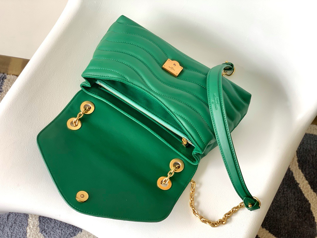 LOUIS VUITTON Calfskin New Wave Chain Bag MM Emerald ( 4 colors) 